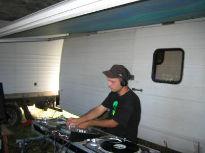 contre teuf teknomad 17/09/05