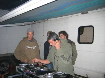contre teuf teknomad 17/09/05