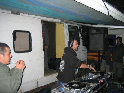 contre teuf teknomad 17/09/05